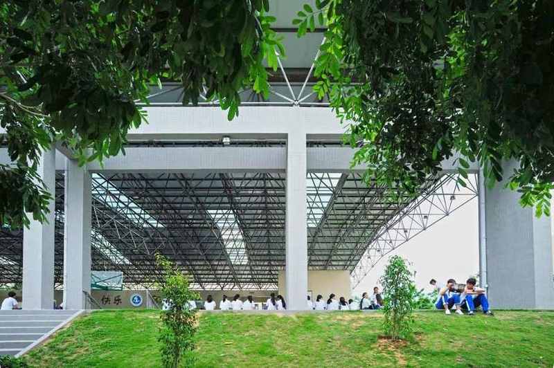 Si-yuan High School Stadium